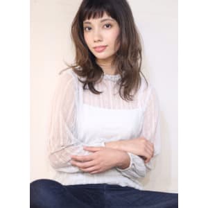 小顔ゆるウェーブ愛されロング