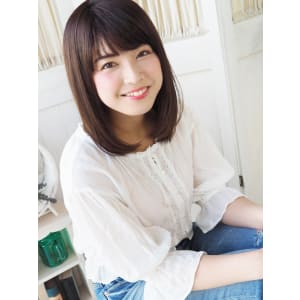 ナチュラル可愛い艶ストレートボブ