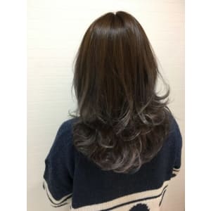 秋グレージュグラデーション『prize池袋西口店』