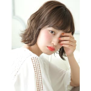 ゆるハネショートボブ★ベージュカラー