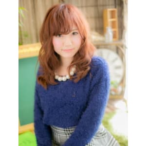 明るめカラー”で注目の的！モテウェーブ