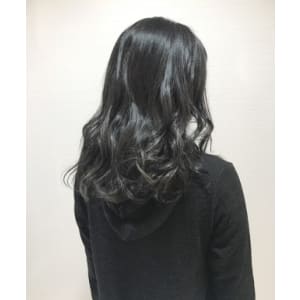 【prize池袋西口】YUKO ハイライトグレージュ