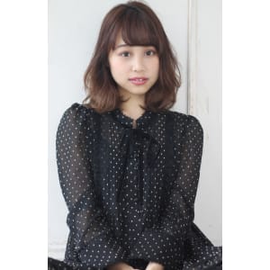 大人フェミニンパーマ 小顔ヘア