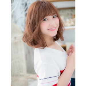 目力UP&大人かわいい♪くせ毛風ミディ