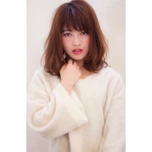 大人カジュアルなミディアムヘア　デジタルパーマ
