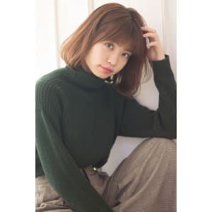 小顔バング　ナチュラル内巻きボブ