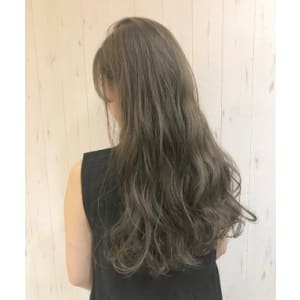 【prize池袋西口】YUKO スペシャルハイライトアッシュ