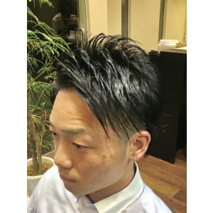 ビジネスマン向け2ブロックスタイル - Hair Salon Tre's Sympa金山店【トレサンパカナヤマテン】掲載中