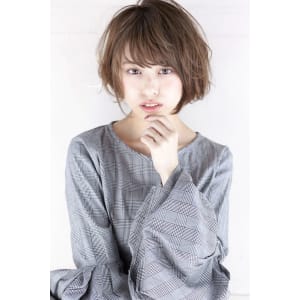 キレイな耳掛けショートボブ♪