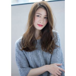 大人キレイなフェミニンウェーブ　ロング