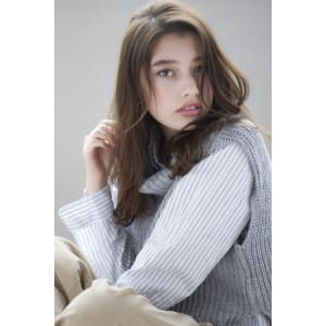 大人のニュアンスフェミニンロング