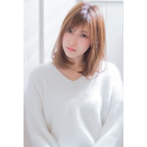 ストレートワンカールフォギーベージュスタイル　AKI-232