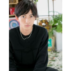 サイドパート無造作ショート