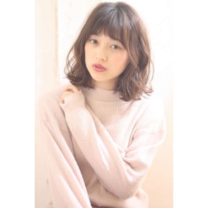 大人ひし形ボブ ほつれパーマ