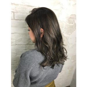 グレージュハイライト イルミナカラー池袋