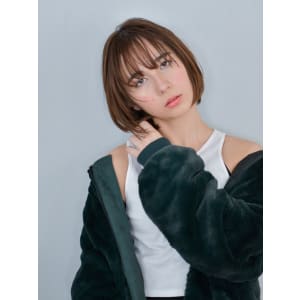 クールで可愛いシースルーボブ