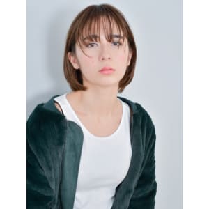 クールで可愛いシースルーボブ
