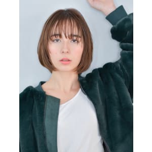 クールで可愛いシースルーボブ
