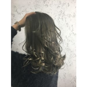 【prize池袋西口】イルミナ潤ヌードカラー