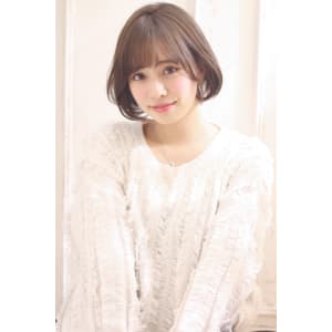 大人キレイなツヤボブ アッシュベージュ