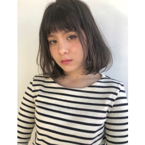 センシュアルグレイあご下ワンカール