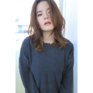 【プラーチェ相模大野店】ニュアンスカールセミディ