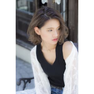 【miel hair新宿】アディクシー☆プラチナグレージュボ