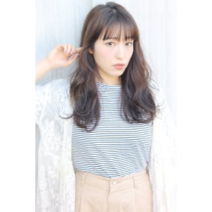 ほつれパーマで毛束感カール ラベンダーアッシュ