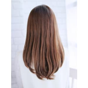 グロッシーストレート