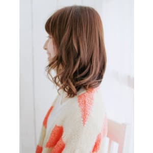 ツヤ系カラーのミックスカール