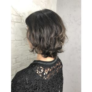 大人ハイライト グレージュ 池袋