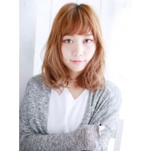 外ハネミックスカールスタイル