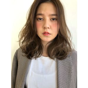 ミルクティーアッシュ　ひし形ロブ