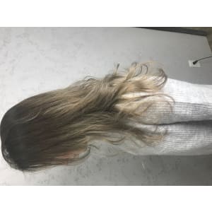 ハイライト グレージュカラー prizeiris池袋東口店