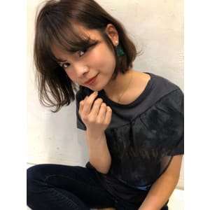 アンニュイ大きめカールの愛されボブ