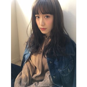 大人小顔ラフウェーブセミロング