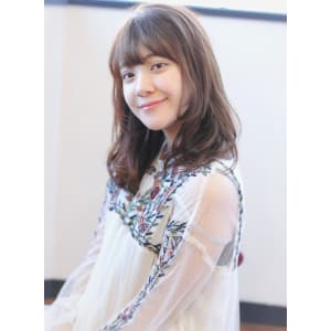 簡単スタイリングの大人のフェミニンレイヤー【k34】