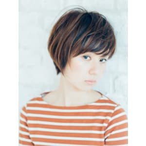 大人かわいいひし形ショート