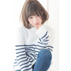 緩やかワンカールショートボブ　 AKI-275