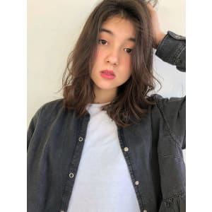 外国人風ナチュラルミディ　ブルーアッシュ