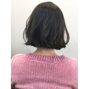 切りっぱなしグラデーションボブ　M４５