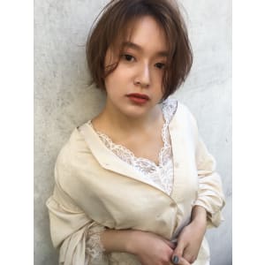 大人愛されフェミニンショート