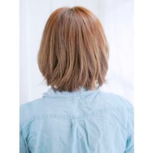 無造作ボブスタイル