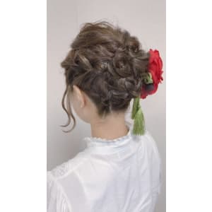 【Luana/難波】卒業式ヘアアレンジ