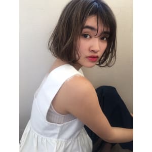 シースルーバゆるふわボブ