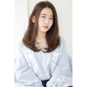 重ためロング 抜け感レイヤースタイル