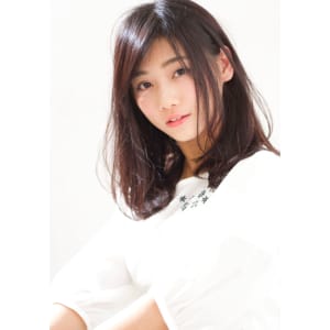 黒髪風な大人セミディ