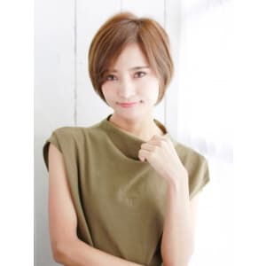 大人美シルエットショート