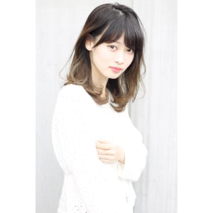 外国人風グラデーションカラー　ふわっとパーマ