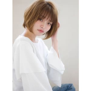 前下がり 大人可愛いショートボブ